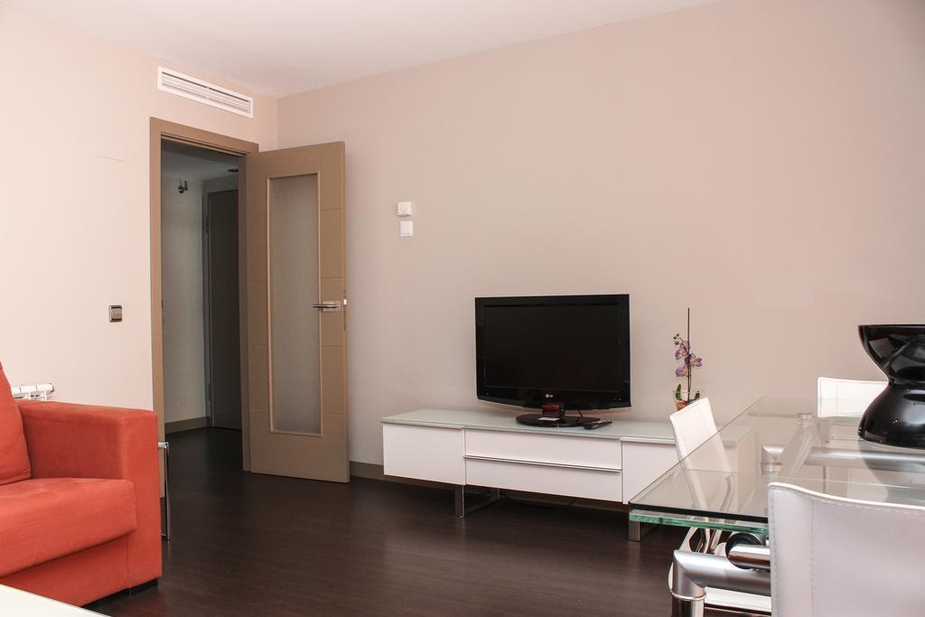 Apartamentos Calle Jose Madrid Bagian luar foto