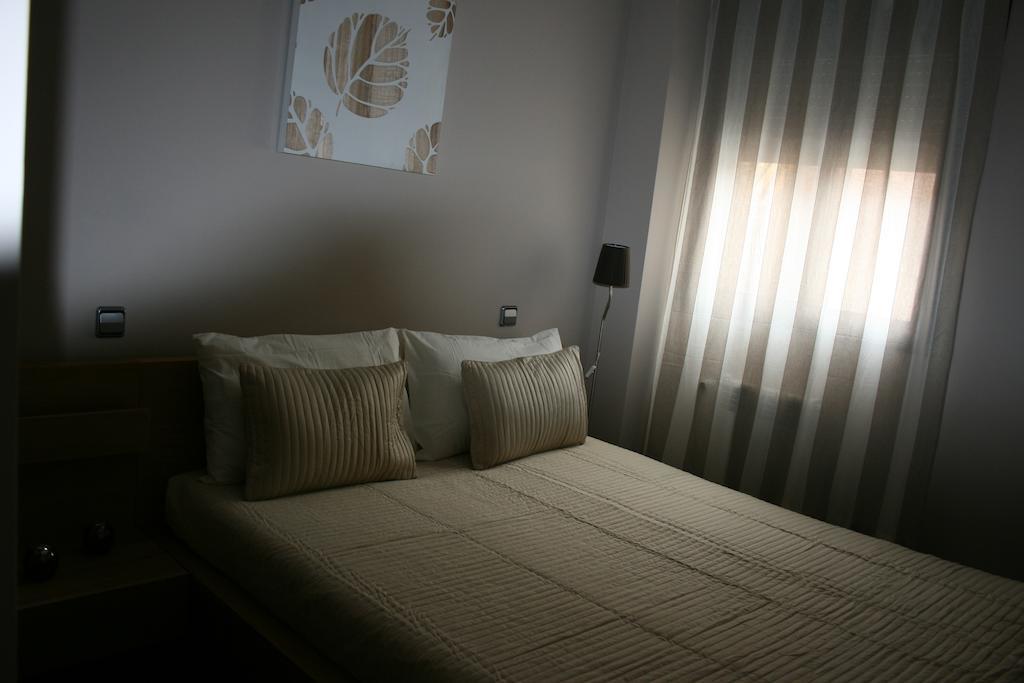 Apartamentos Calle Jose Madrid Bagian luar foto