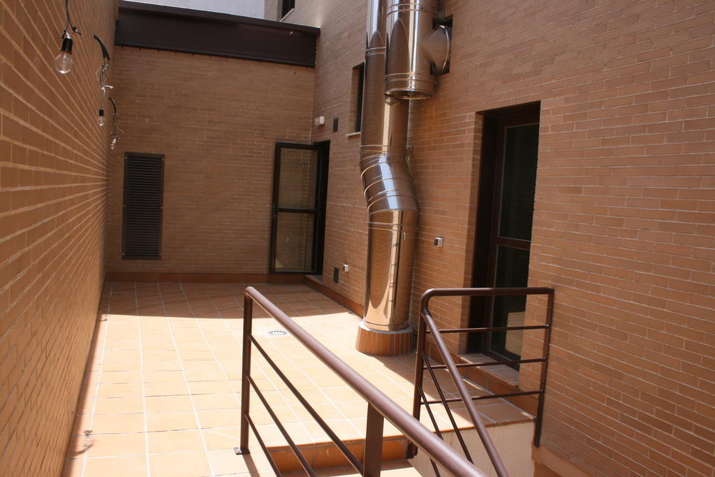 Apartamentos Calle Jose Madrid Bagian luar foto